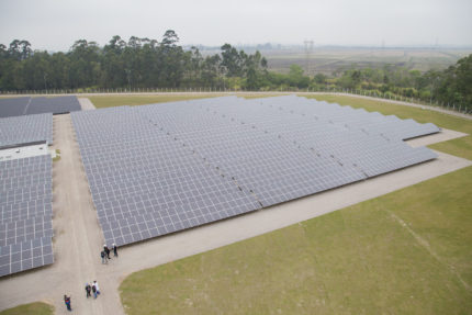 Resultado de imagem para usina solar da rede globo em pe